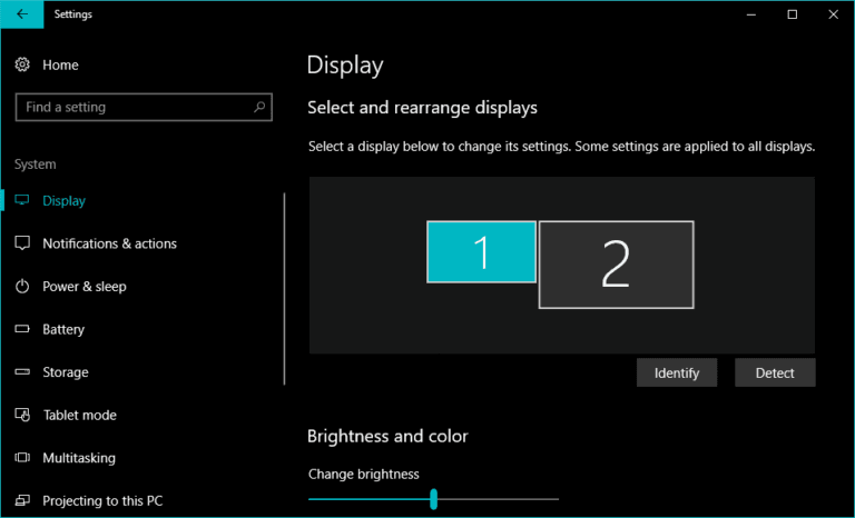 How to Set Up and Use a Portable Screen for Efficient Multitasking on Windows