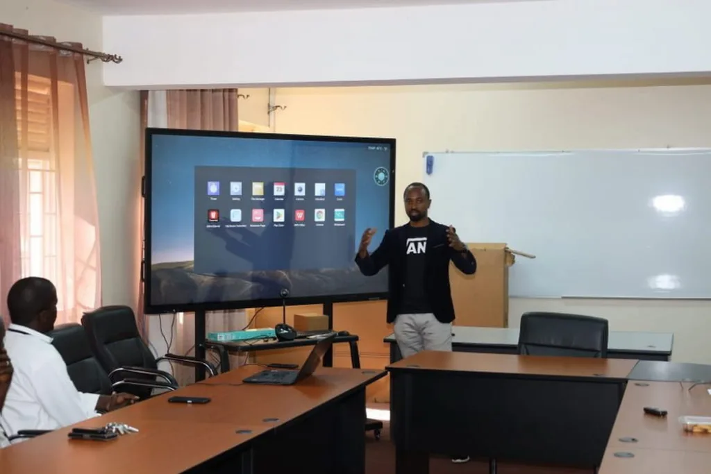 Transforming Industries with Multi-Screen Interaction